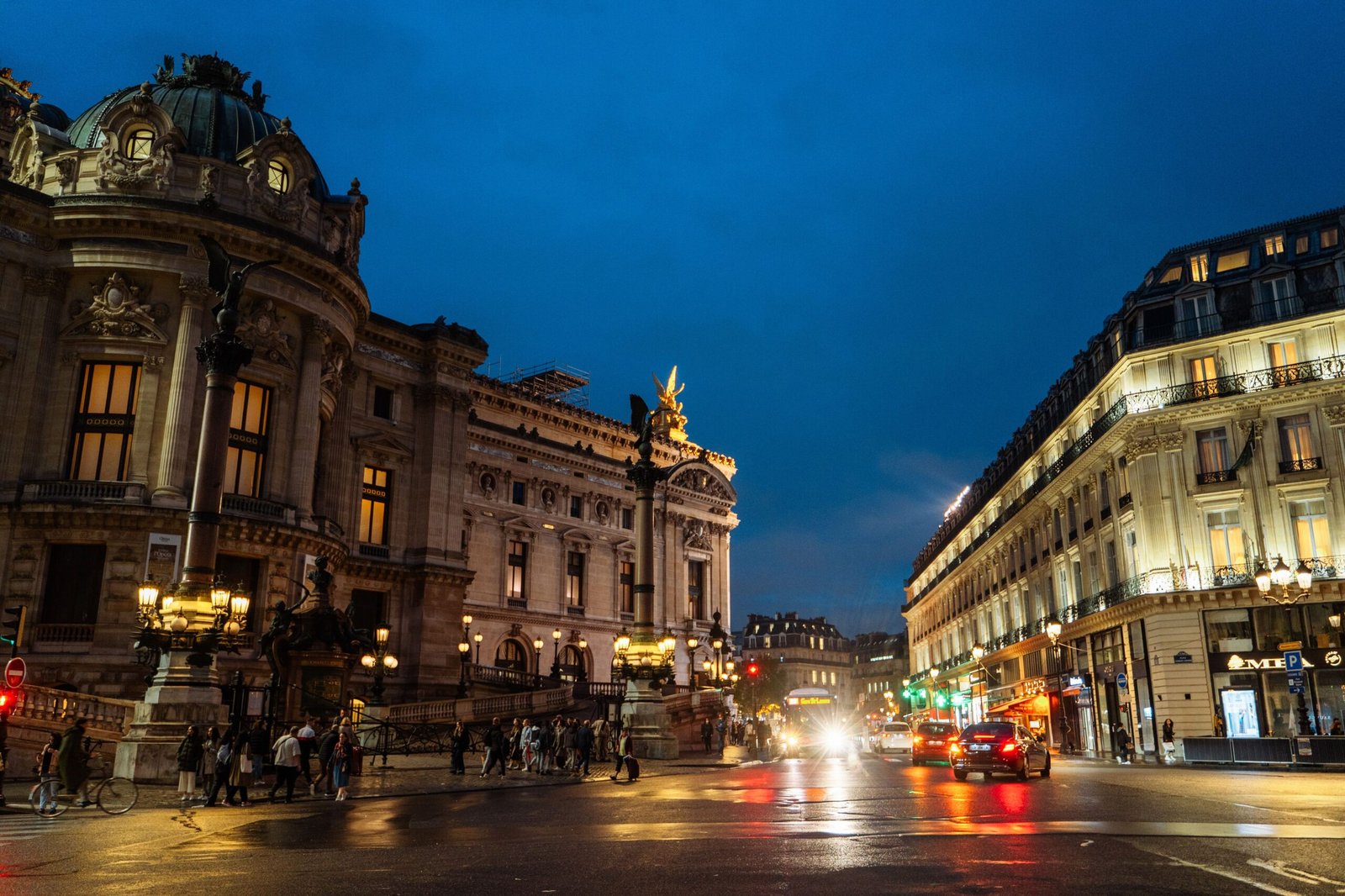 Read more about the article Visites à pied de Paris pour les agences de voyages : itinéraire privé d’une journée